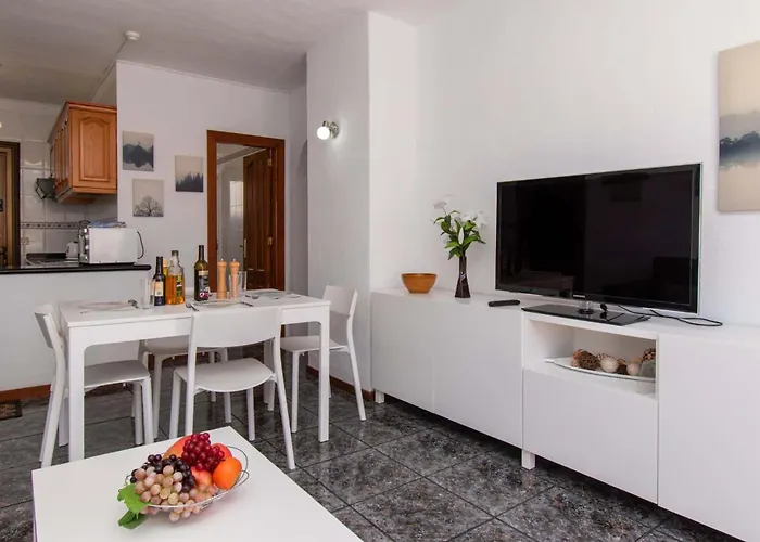 Апартаменти Floritas 18 - Two Bed Плайя-де-лас-Амерікас